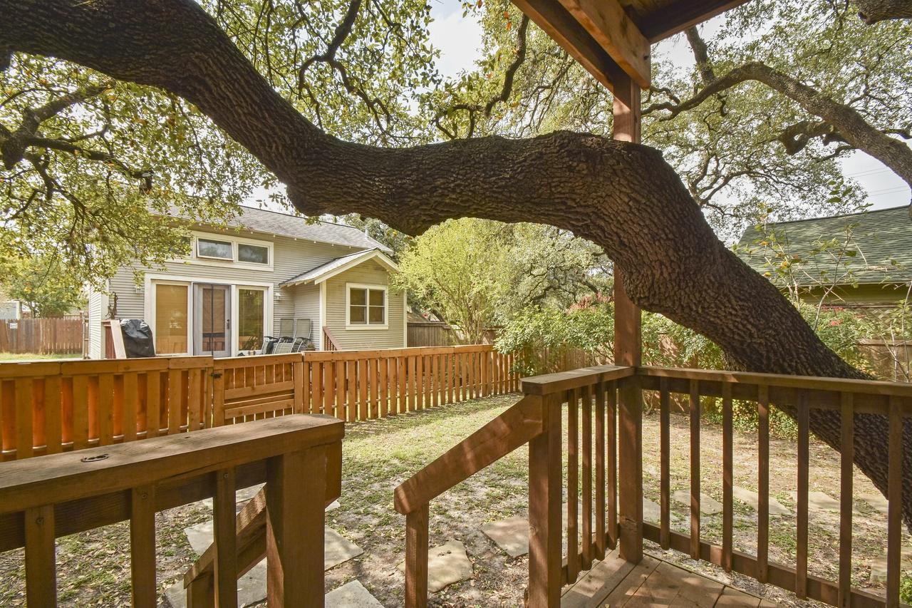 Bouldin Tree Cottage Остин Экстерьер фото